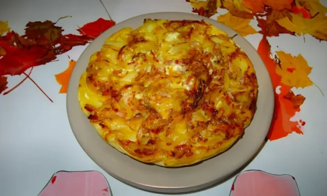 Tarte à l'Oignon et Reblochon: Recette Alsacienne