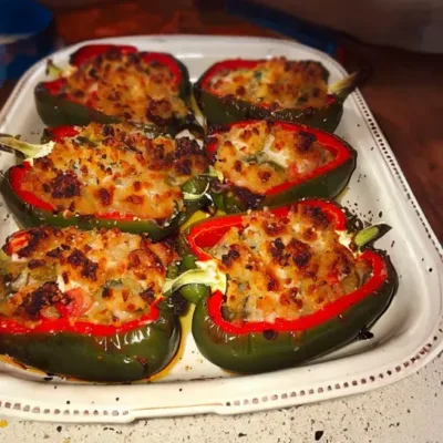 Poivrons Farcis au Thon et Parmesan Savoureux