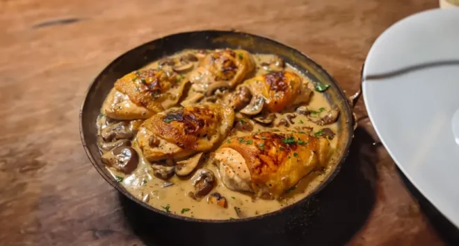 Poulet à la Moutarde et aux Champignons