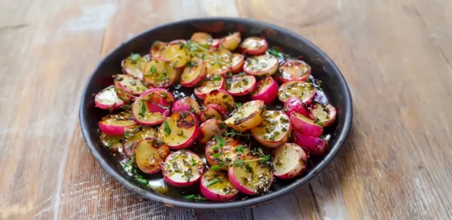 Radis Grillés au Beurre et aux Herbes : Un Délice Simple et Savoureux