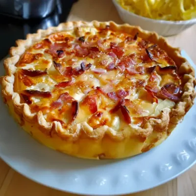 Tarte au Camembert et aux Lardons : Recette Facile