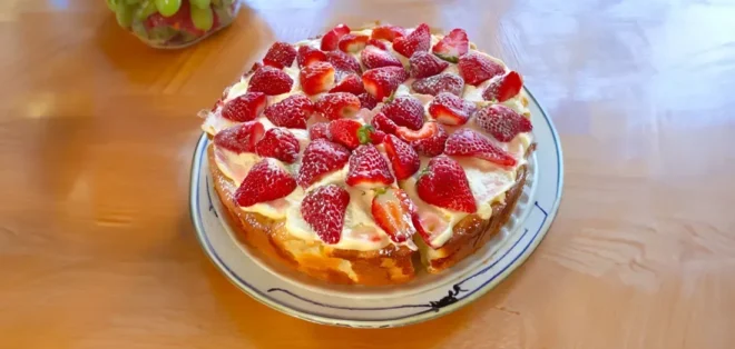 Gâteau au Yaourt aux Fraises