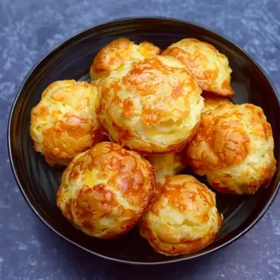 Gougères au Fromage : Apéritif Chic et Savoureux