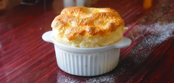 Soufflé au Fromage