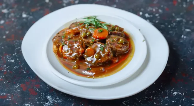 Langue de Bœuf à la Sauce Piquante