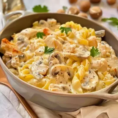 Pâtes à la Crème Poulet et Champignons