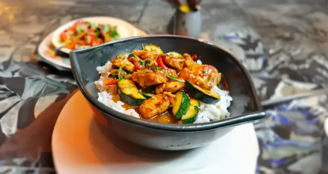 Sauté de Poulet Courgette à la Sauce Soja