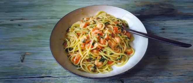 Spaghetti au Saumon Fumé et aux Courgettes