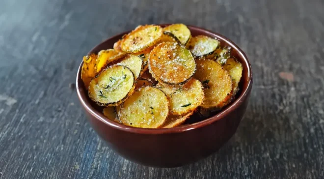 Chips de courgettes croustillantes au four