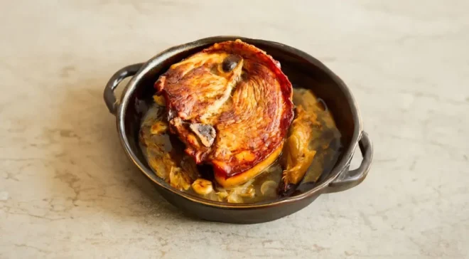 Rouelle de Porc Confite au Cidre : Un Voyage Gastronomique Inoubliable