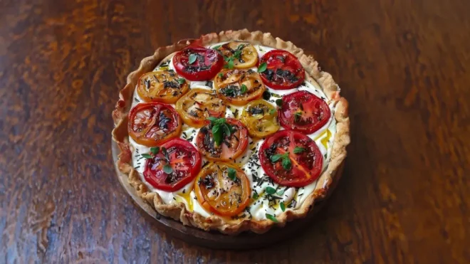 Tarte à la Tomate, Chèvre et Miel