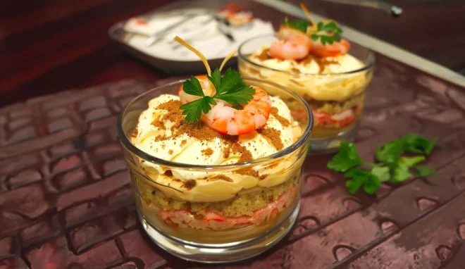 Tiramisu aux Crevettes Roses : Une Entrée Raffinée et Surprenante