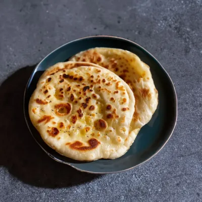Délicieux Cheese Naans Maison