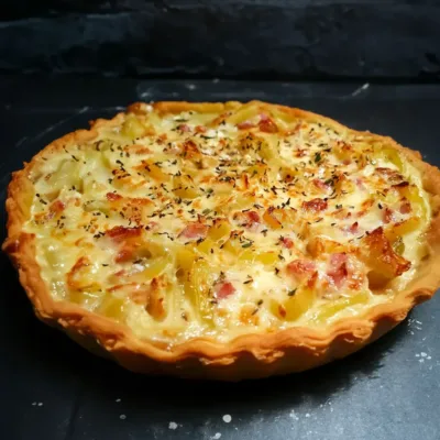 Tarte aux Poireaux, Jambon et Béchamel Savoureuse