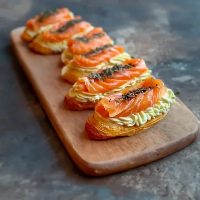 Éclair Salé au Saumon Fumé et Fromage Frais