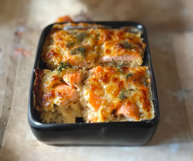 Gratin Dauphinois Revisité au Saumon Fumé : Une Touche d&rsquo;Élégance