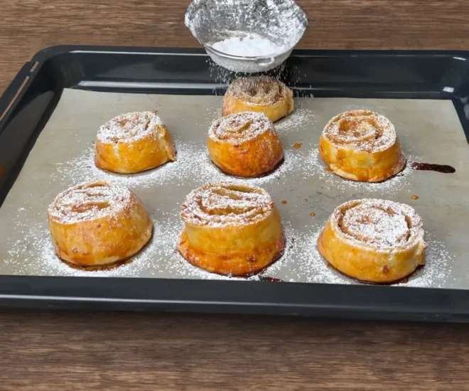 Roulés Feuilletés aux Pommes en 10 Minutes !