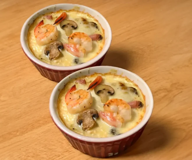 Cassolette de la Mer : Saint-Jacques, Champignons et Crevettes