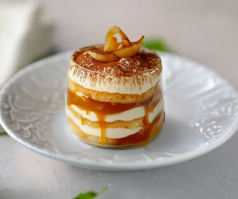 Tiramisu aux Pommes et Caramel Salé
