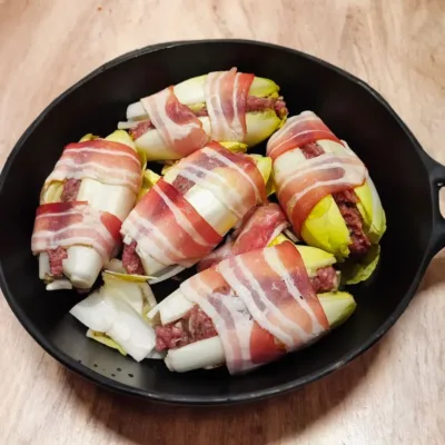 Endives farcies au lard et viande hachée