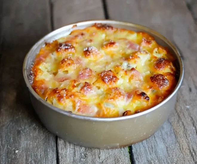 Clafoutis de chou-fleur au jambon : un plat léger et gourmand