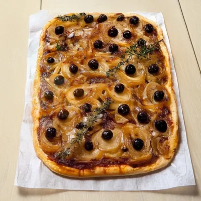 Pissaladière Niçoise : Recette Traditionnelle Facile