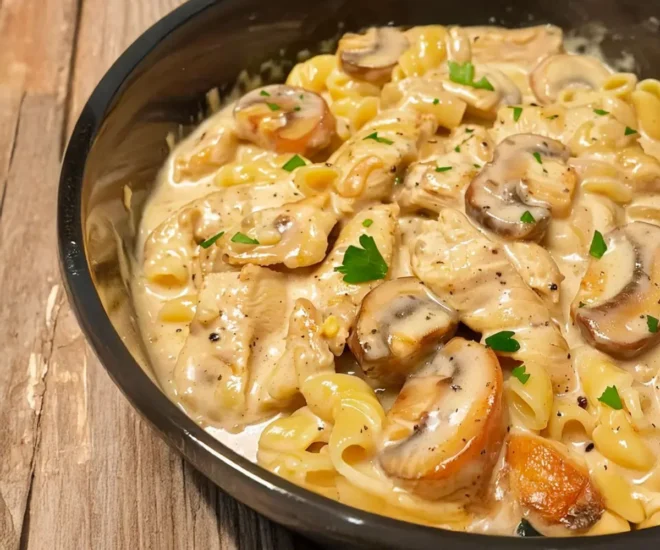 Pâtes à la Crème, Poulet et Champignons 🍝🍗🍄