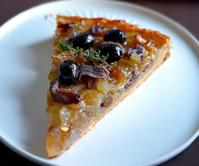 Pissaladière Provençale aux Anchois et Olives Noires