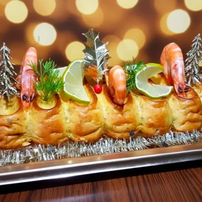 Bûche Salée Festive au Crabe et Saumon Fumé