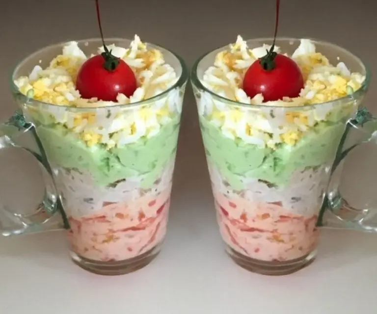 Verrines Avocat, Thon, Tomate, Œuf : Fraîcheur en Couches Gourmandes