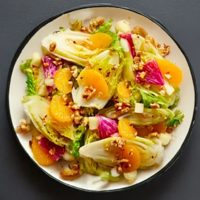 Salade d’hiver vitaminée : endives, orange, pomme