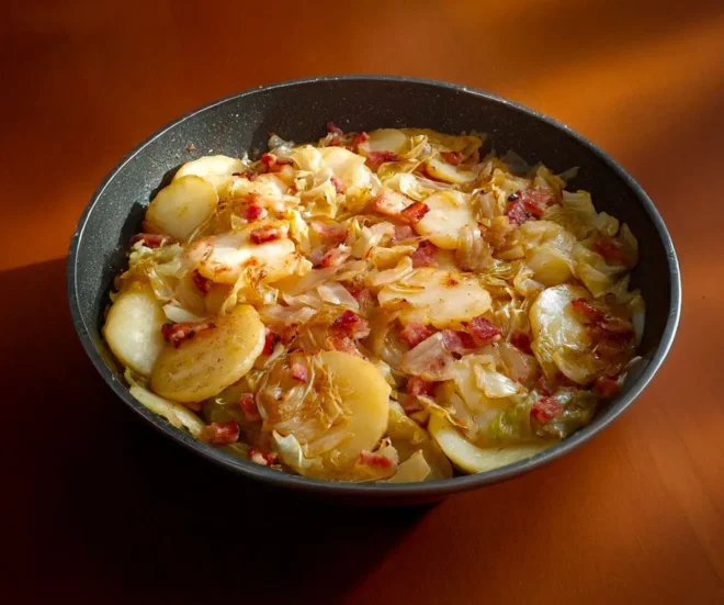 🥘 Poêlée paysanne aux endives : un plat rustique, fondant et savoureux