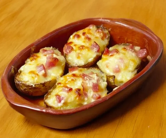 Pommes de Terre Gourmandes au Boursin et Jambon : Le Plat Réconfort Par Excellence