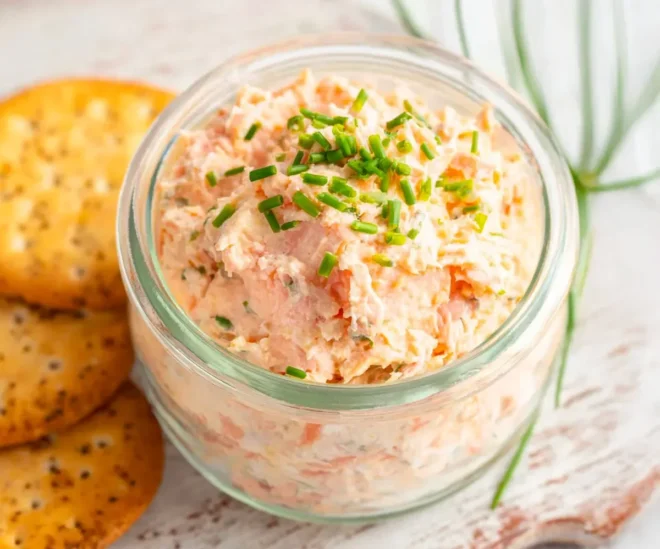 Rillettes de Saumon Fumé & Fromage Frais : la Tartinade Chic et Express !