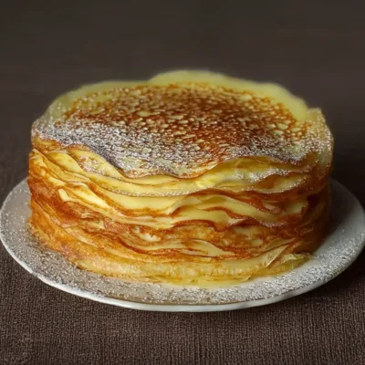 Crêpes Fines et Dorées – Recette Élégante