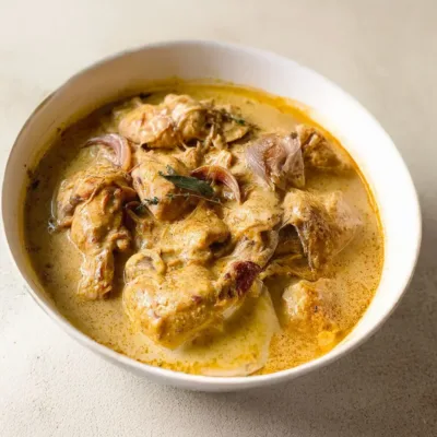 Poulet au Curry Crémeux au Lait de Coco