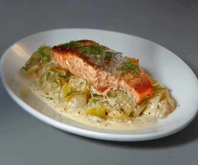 Saumon sur fondue de poireaux : simple, fin et prêt rapidement 🐟🥬
