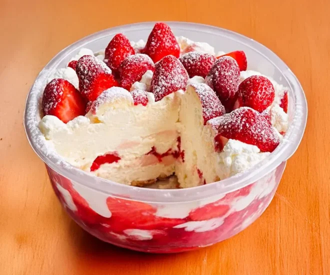 🍓 Charlotte aux Fraises Façon Tiramisu : Le Dessert Frais et Irrésistible