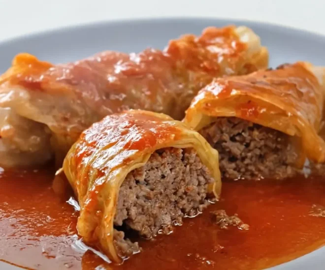 🍅 Choux Farcis à la Viande et Sauce Tomate Fondante