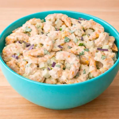 Salade de Crevettes Crémeuse et Croquante
