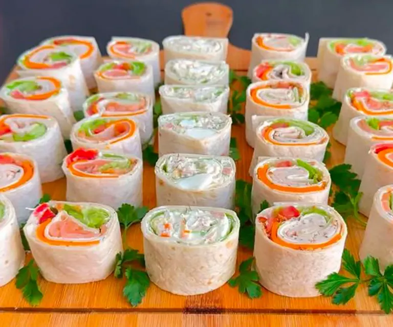 Wraps Apéritifs au Saumon Fumé et Fromage Frais