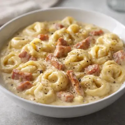 Tortellini à la sauce crémeuse au fromage