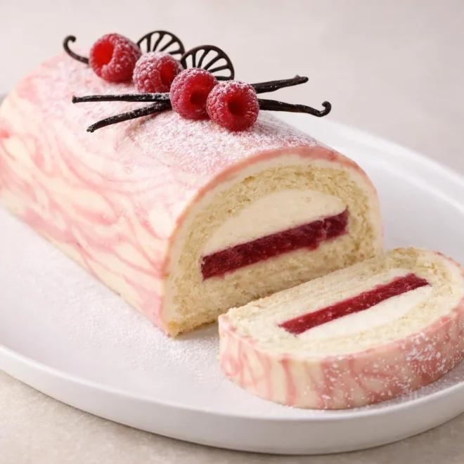 Bûche framboise vanille : insert fruité & crème vanille